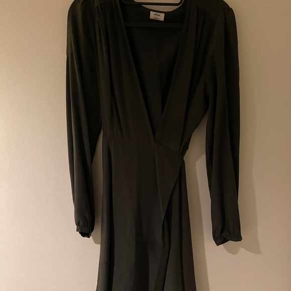 Wrap long-sleeve dress - Picture 2 of 3
